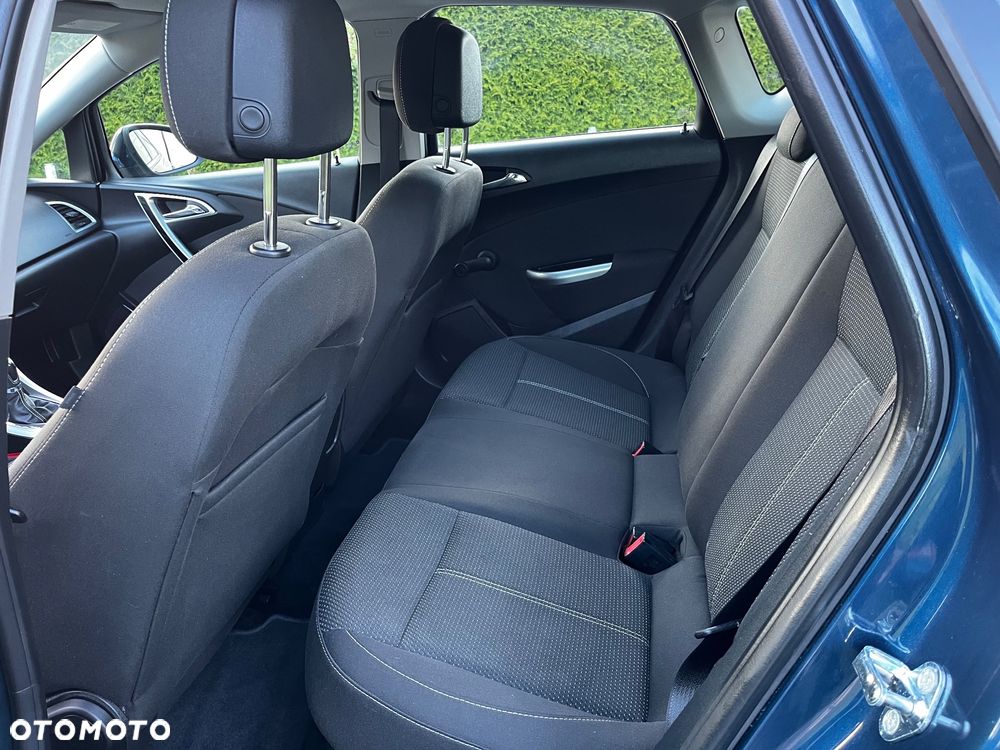 Opel Astra 1.4 Turbo Design Edition - 16