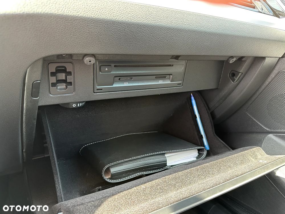 Volkswagen Passat Variant - 18
