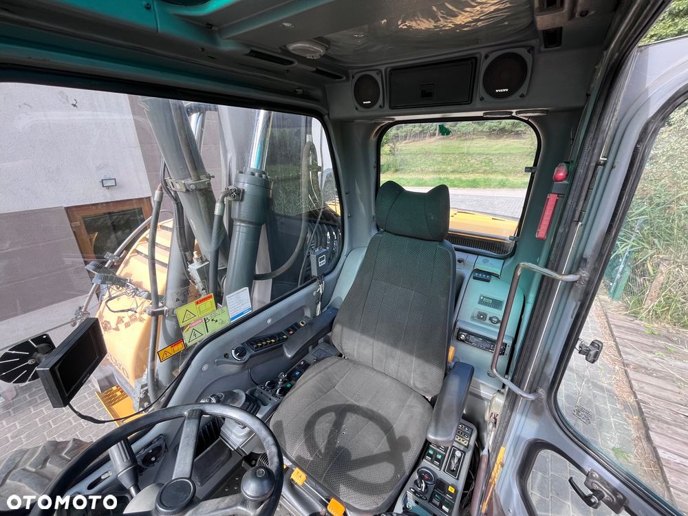 Volvo EW140B - 18