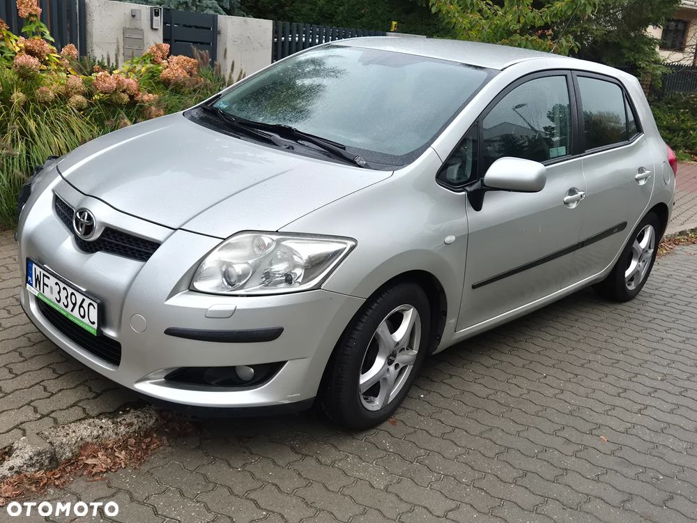 Toyota Auris 2009 photo 4