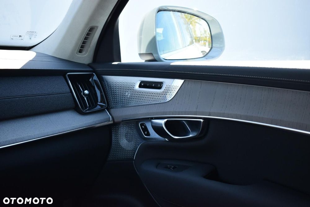 Volvo XC 90 - 17