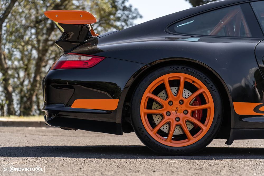 Porsche 911 (997) GT3 RS - 10
