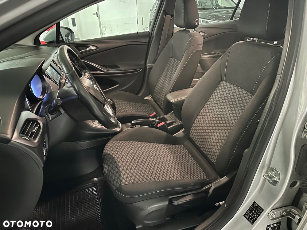 Opel Astra 1.4 T Dynamic - 10