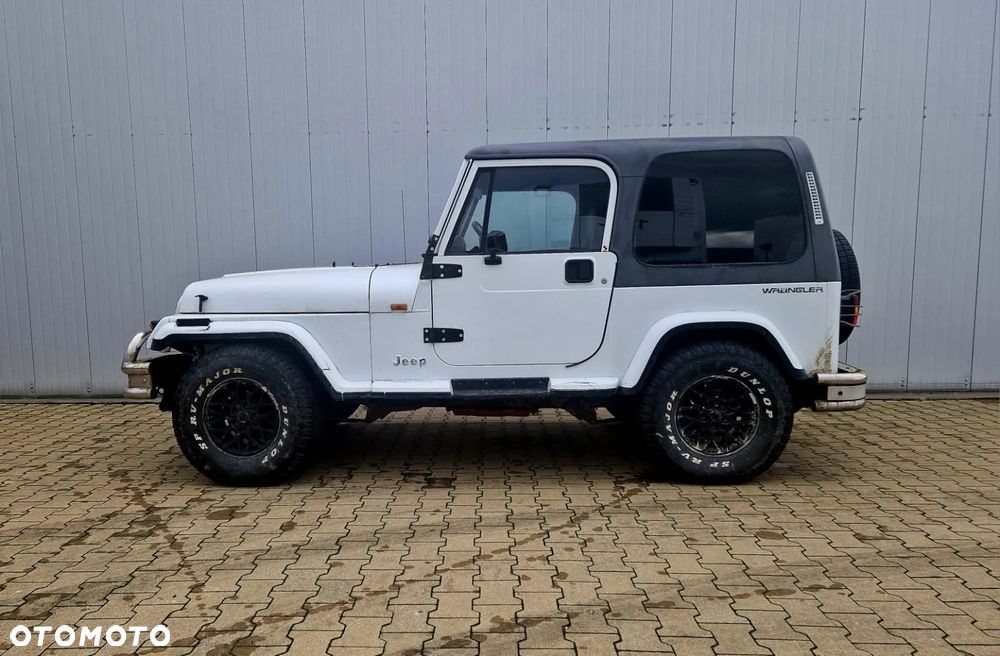 Jeep Wrangler - 7
