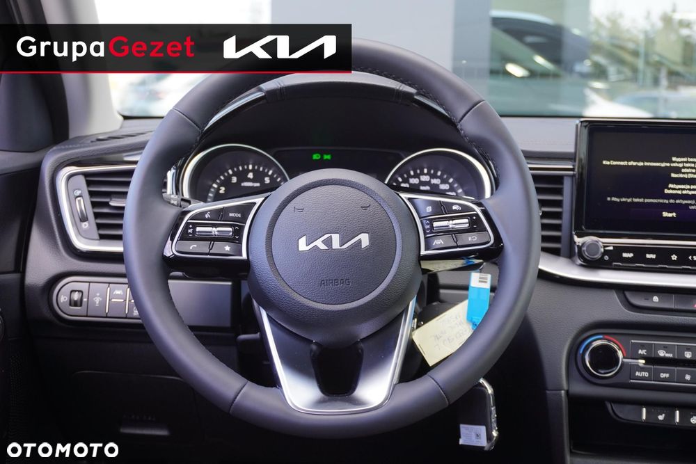 Kia Ceed - 6