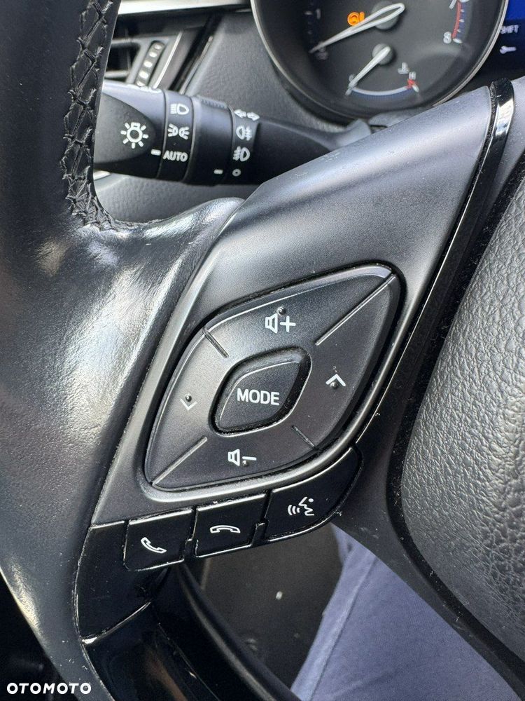 Toyota C-HR - 18