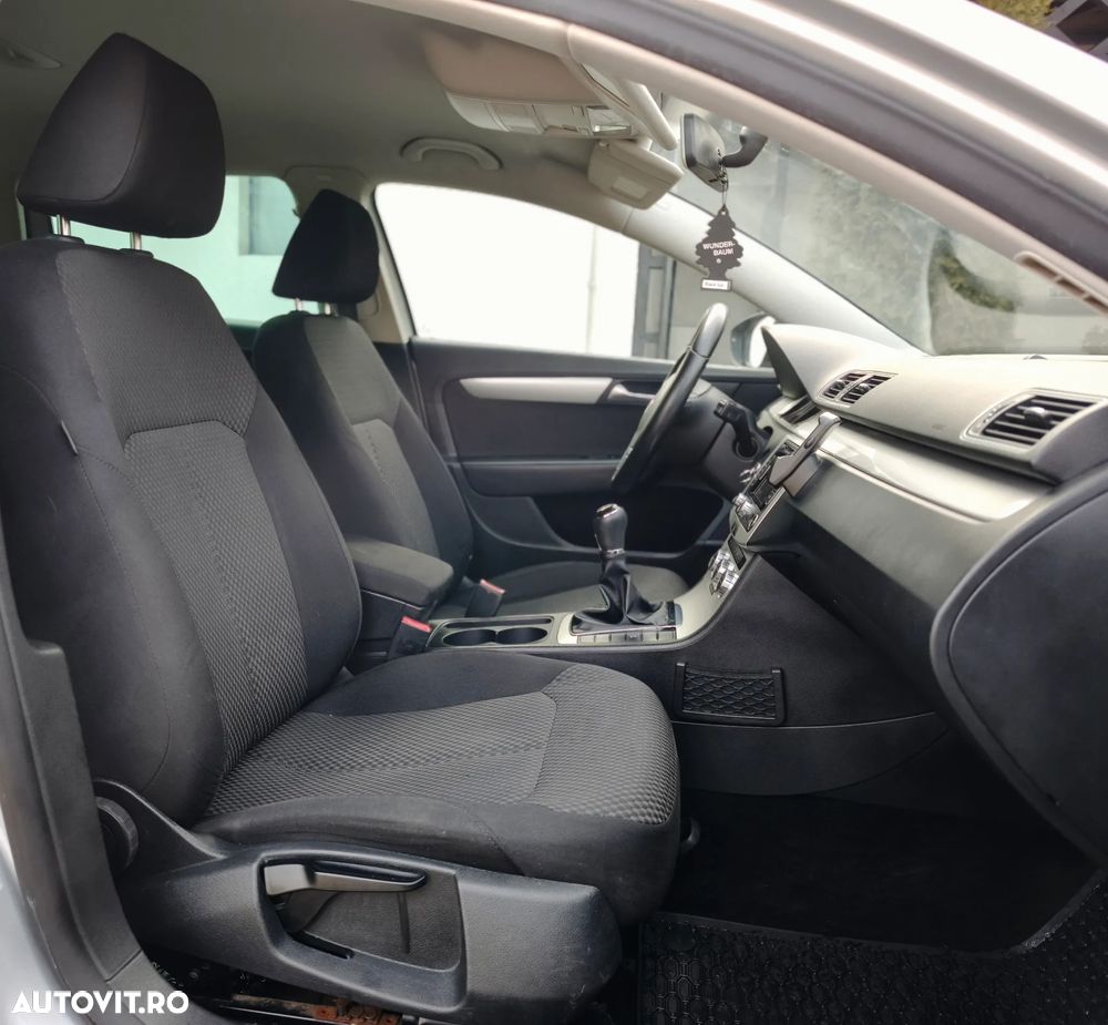 Volkswagen Passat 2.0 TDI BlueMotion Technology Exclusive - 10