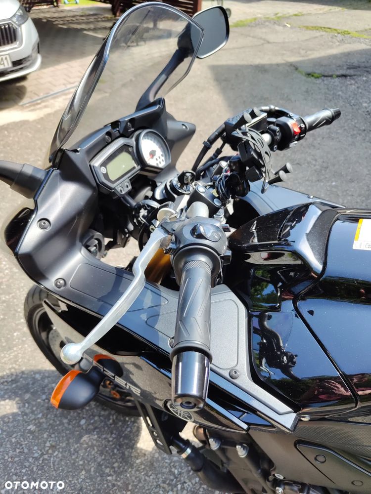 Yamaha FZ8 - 6