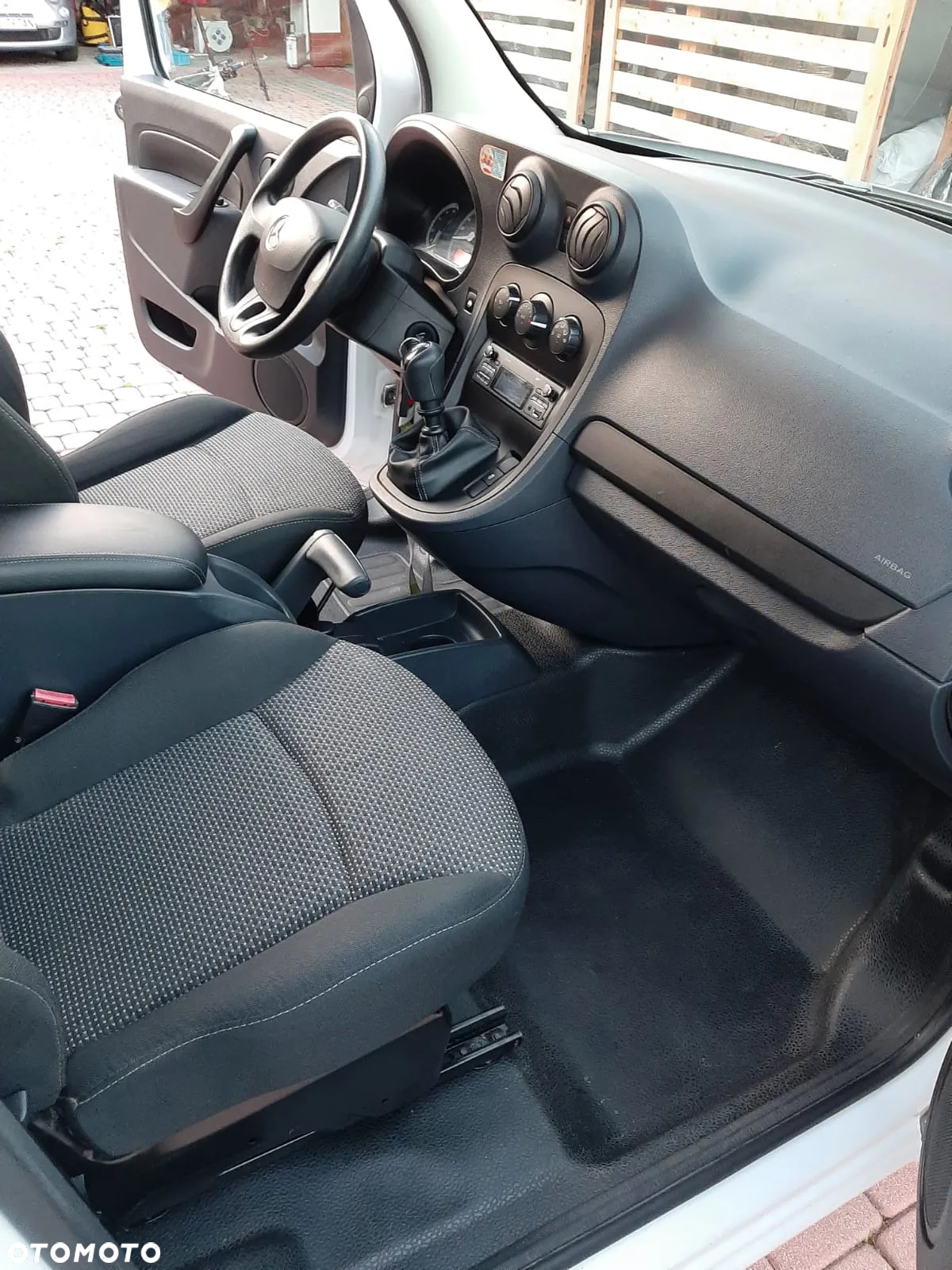 Mercedes-Benz Citan Mixto 111 CDI 415.605 - 10