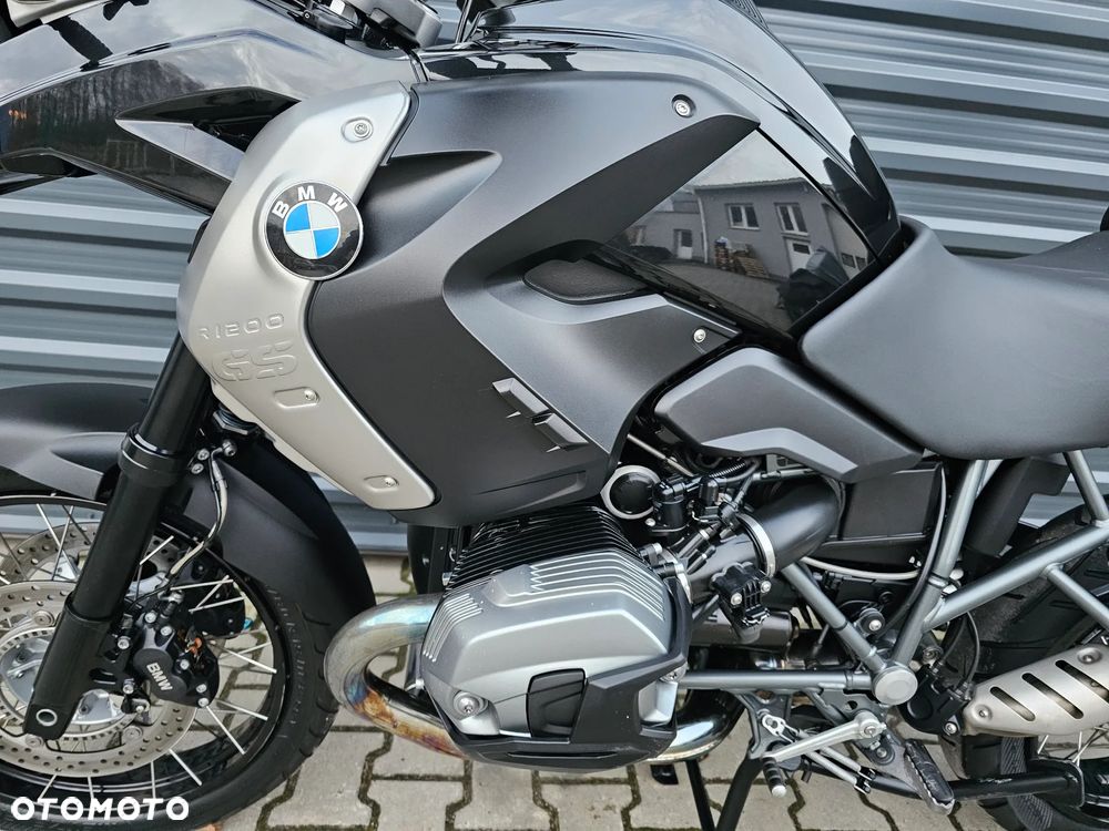 BMW R - 19