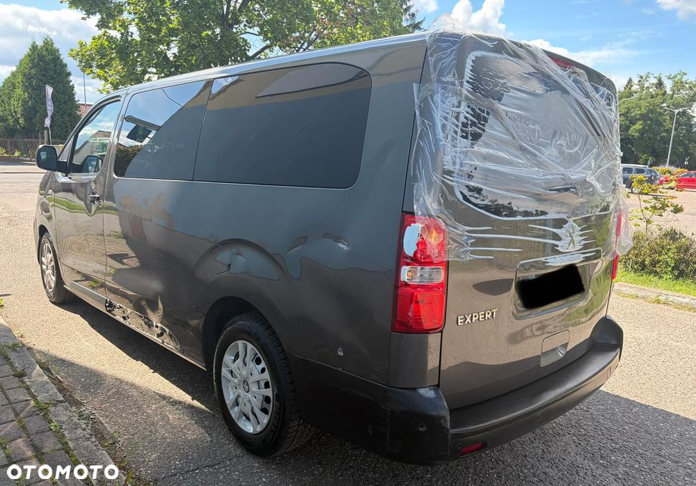 Peugeot Traveller - 27