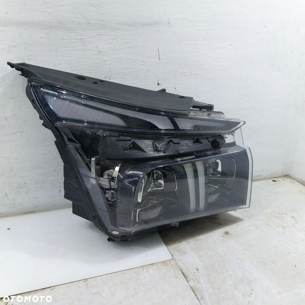 HYUNDAI SANTA FE IV LIFT - LAMPA PRAWA PRZÓD FULL LED - 2