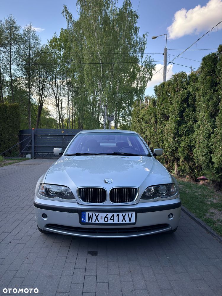 BMW Seria 3 325i - 2