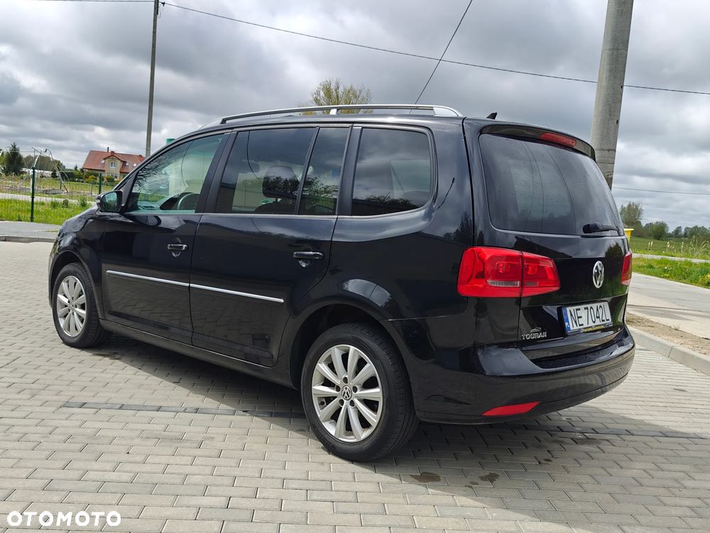 Volkswagen Touran 1.6 TDI DPF Highline - 4