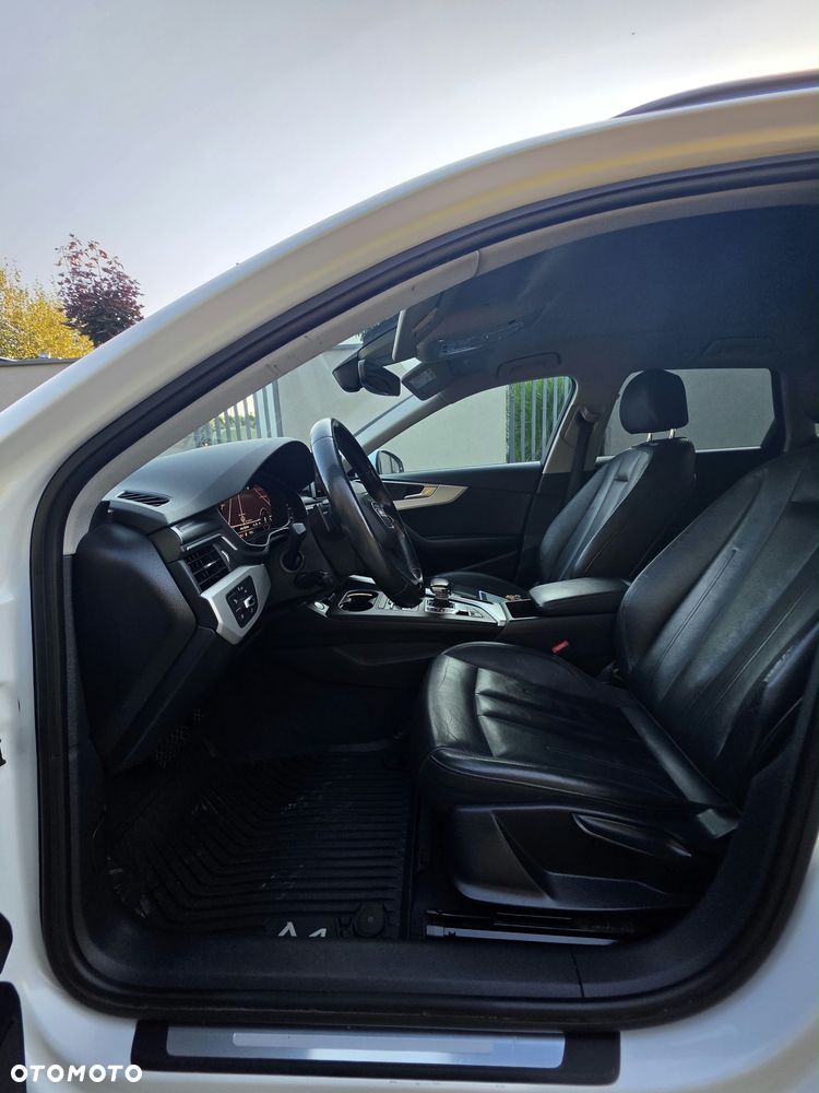 Audi A4 Avant 2.0 TDI ultra S tronic sport - 24