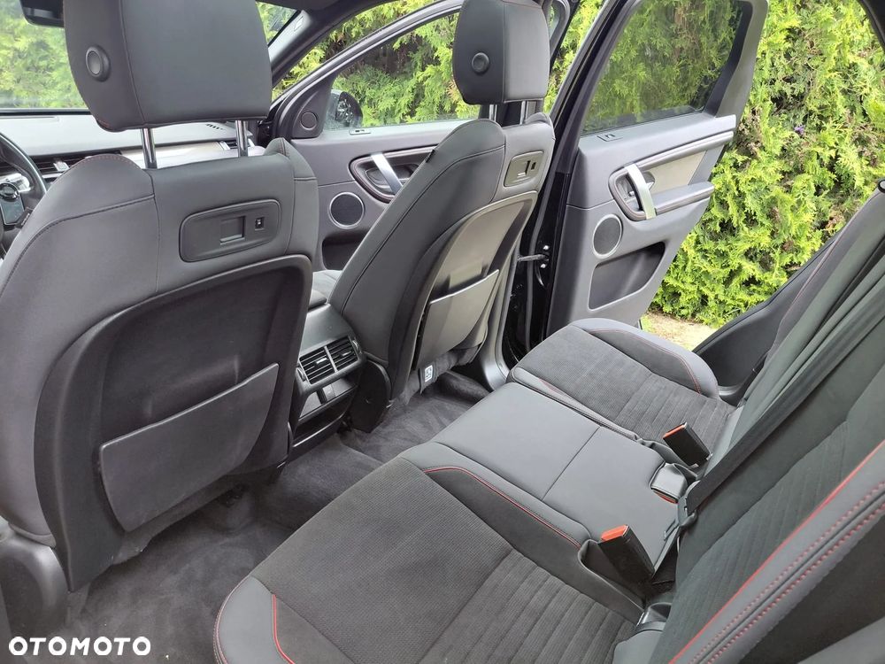 Land Rover Discovery Sport - 26