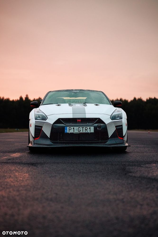Nissan GT-R Track Edition - 1