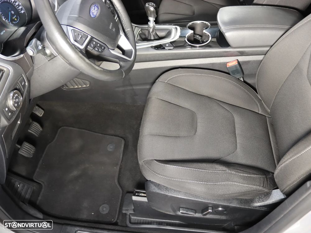 Ford S-Max 2.0 TDCi Titanium - 9