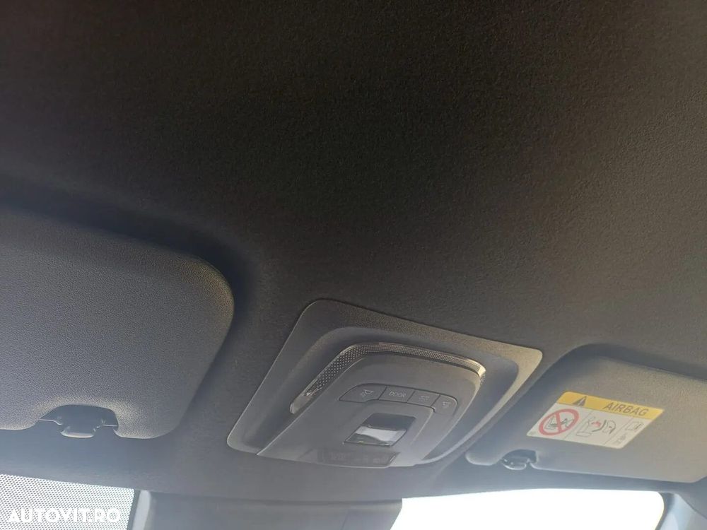 Toyota Corolla Cross - 24