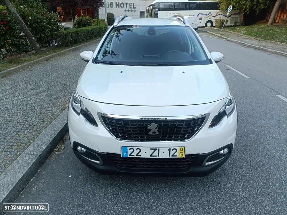 Peugeot 2008 1.2 PureTech Signature - 2