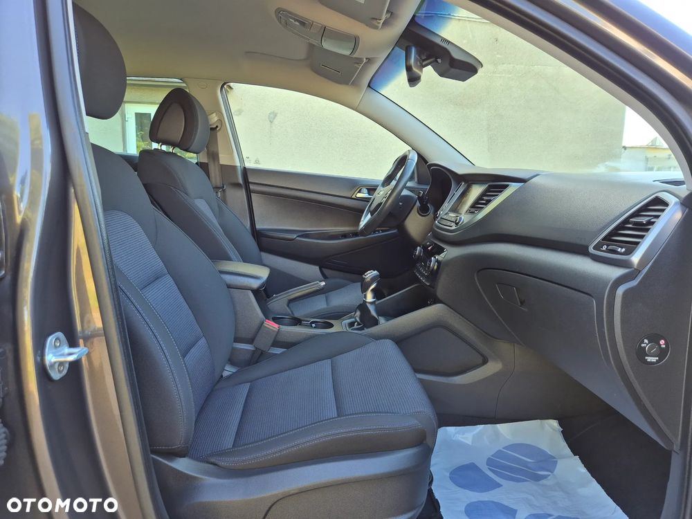 Hyundai Tucson 2.0 CRDi 4WD Advantage - 19