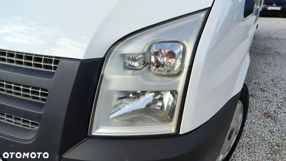 Ford Transit - 28