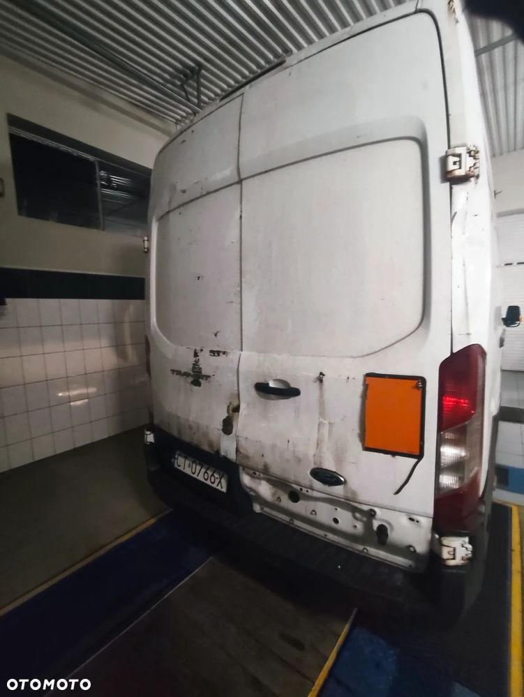 Ford Transit - 6