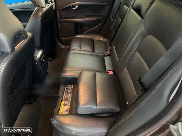 Volvo XC 70 2.0 D4 Summum Geartronic - 12