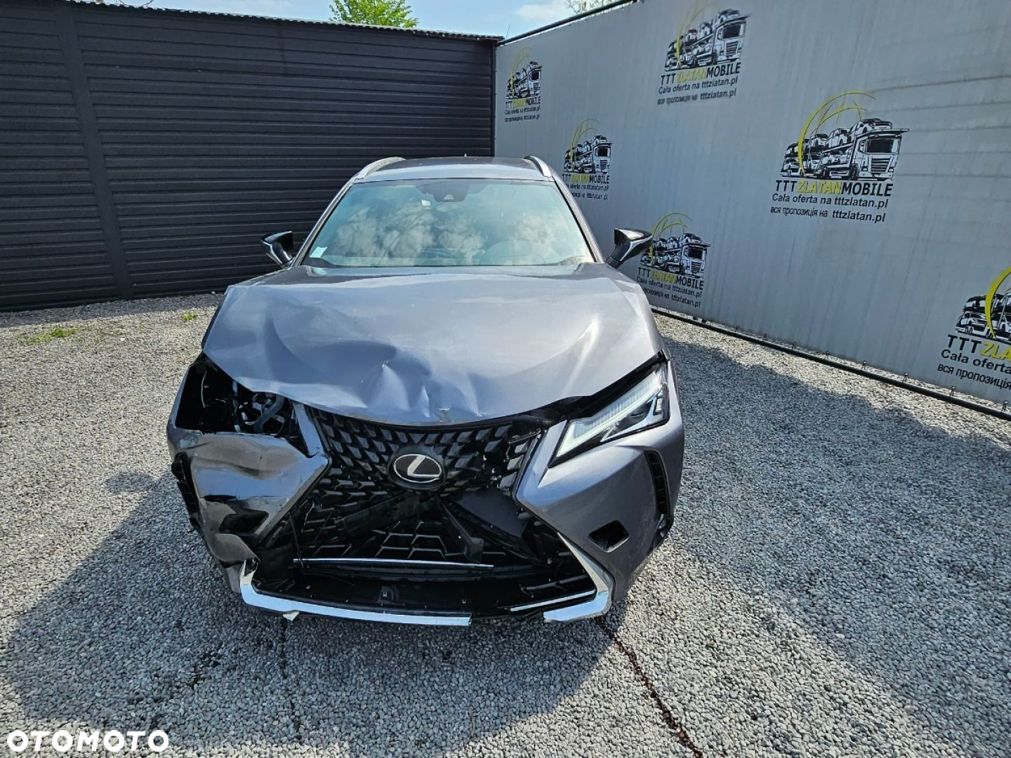 Lexus UX - 5