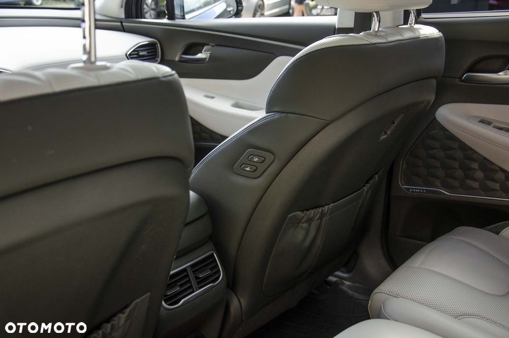 Hyundai Santa Fe 1.6 T-GDI HEV Platinum 4WD 7os - 13