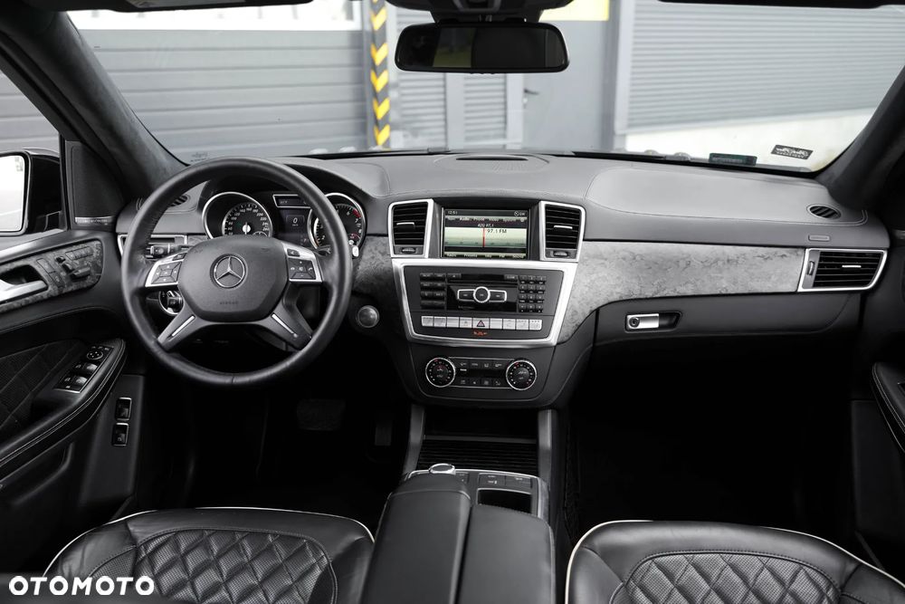 Mercedes-Benz GL 500 4Matic (BlueEFFICIENCY) 7G-TRONIC - 22