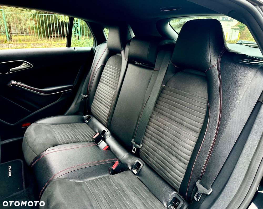 Mercedes-Benz CLA Shooting Brake 200 d 7G-DCT AMG Line - 8