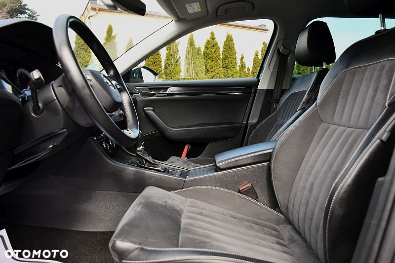 Skoda Superb 2.0 TDI DSG Style - 10