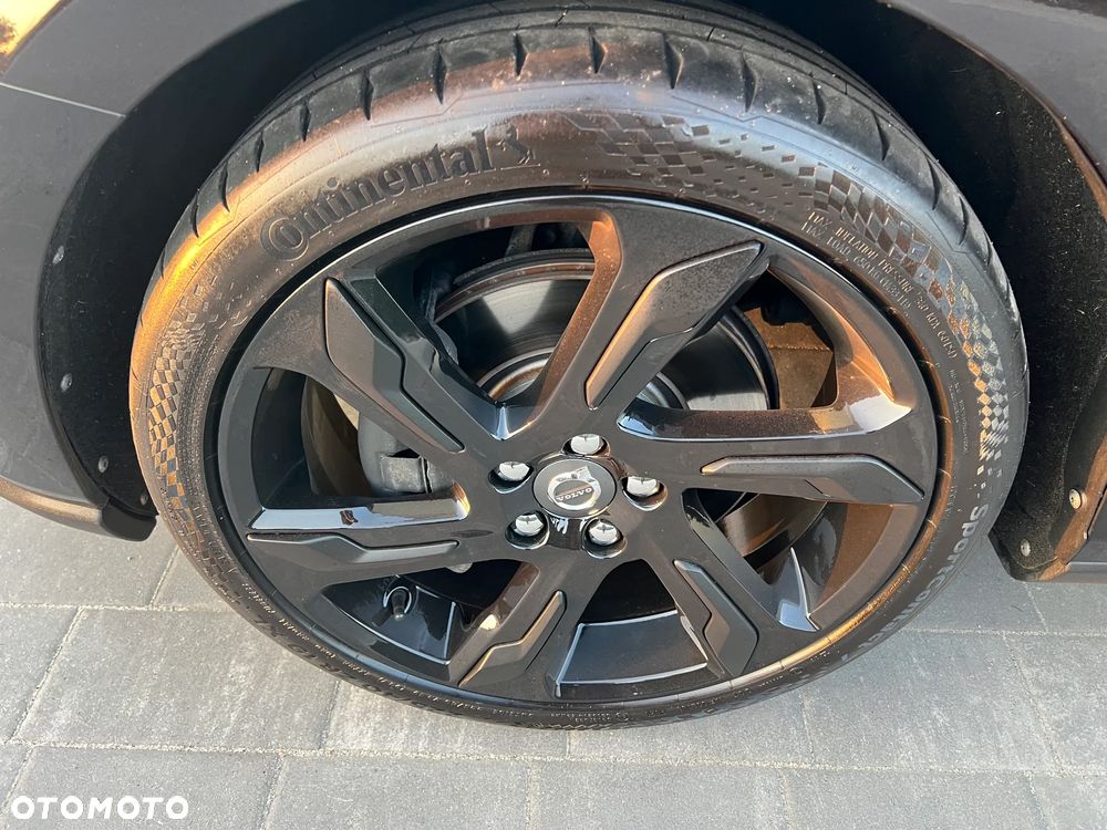 Volvo V40 Cross Country D4 Geartronic Momentum - 19