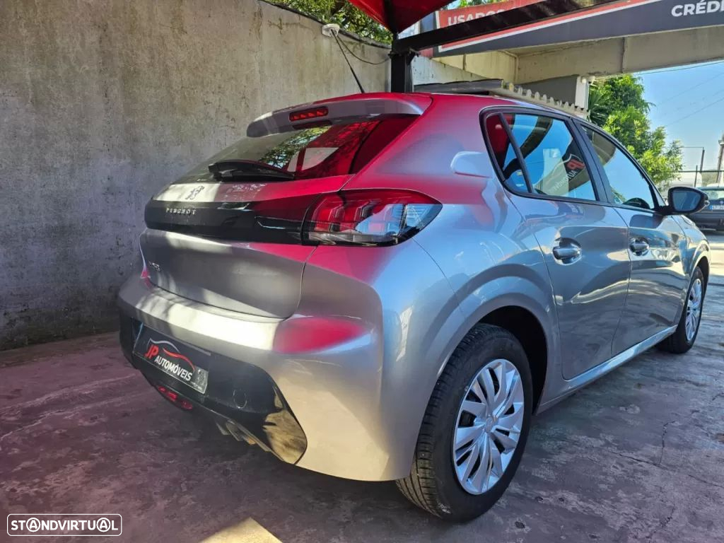 Peugeot 208 1.2 PureTech Active - 12