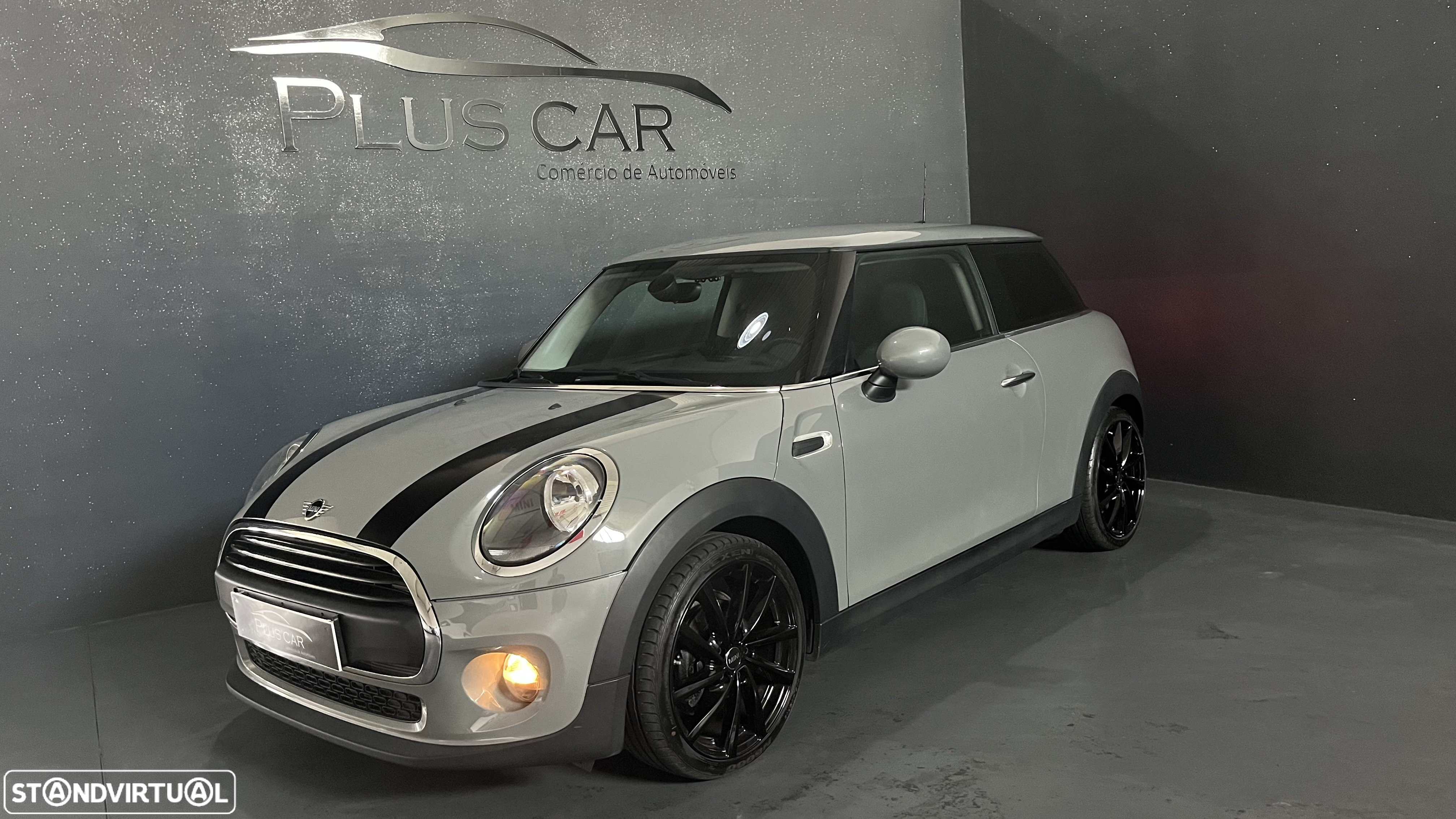 MINI 3 Portas One - 2
