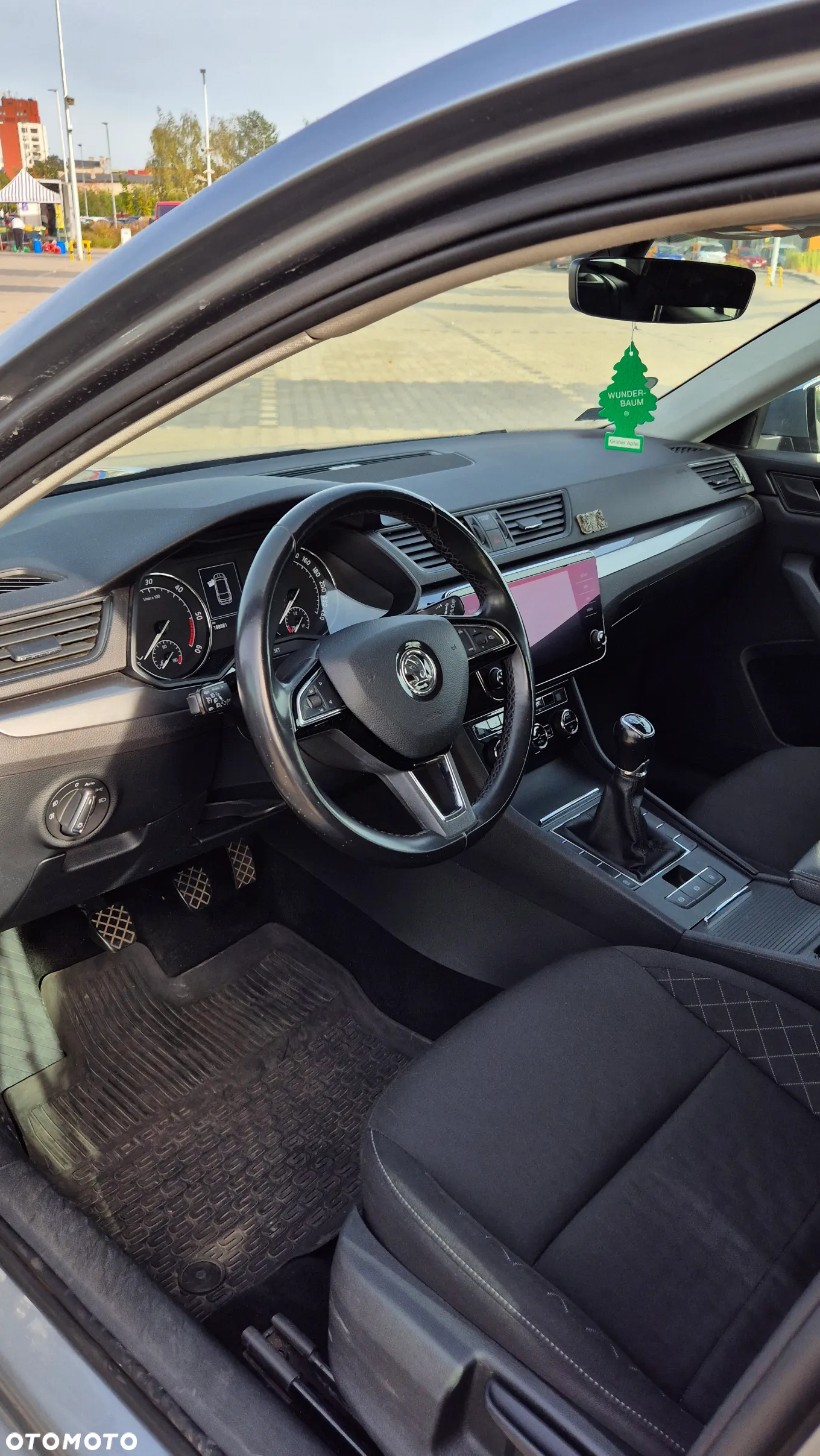 Skoda Superb 2.0 TDI Active - 13