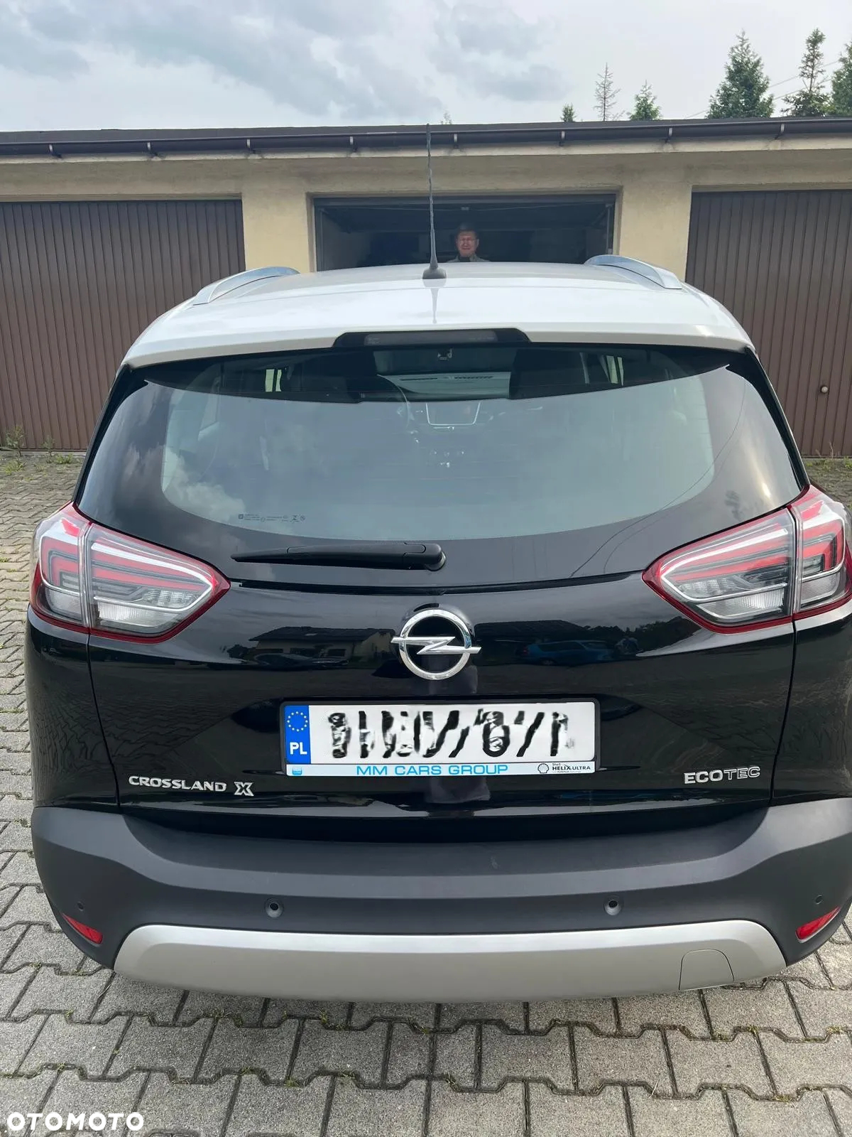Opel Crossland X 1.2 T Design Line S&S - 9