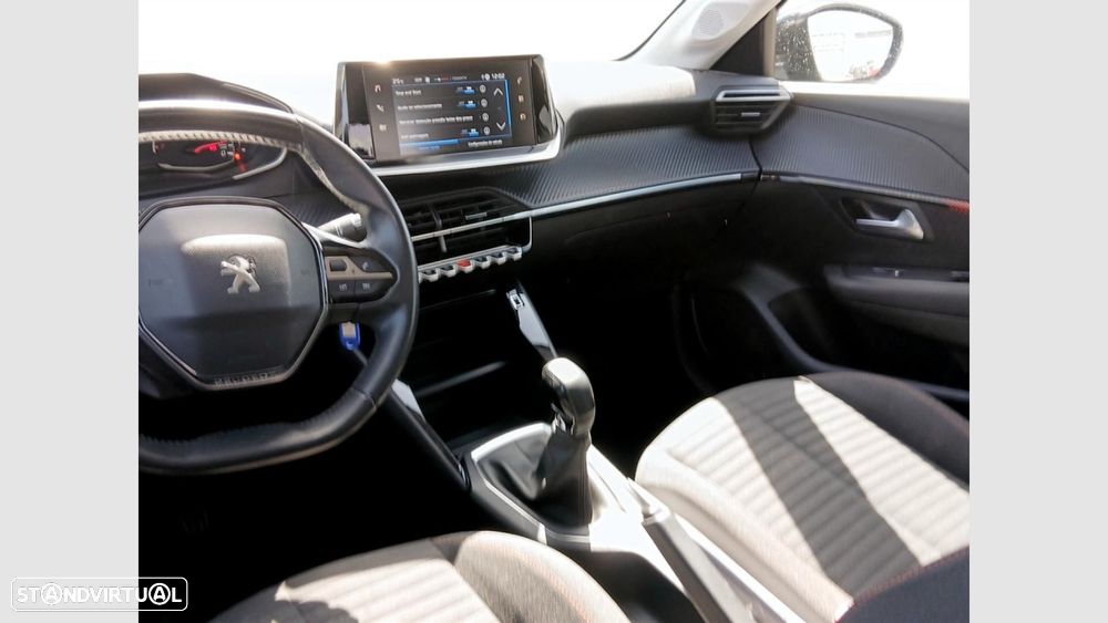 Peugeot 208 1.2 PureTech Active - 17