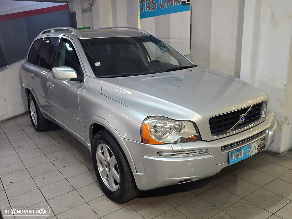 Volvo XC 90 2.4 D5 5L Nivel 2