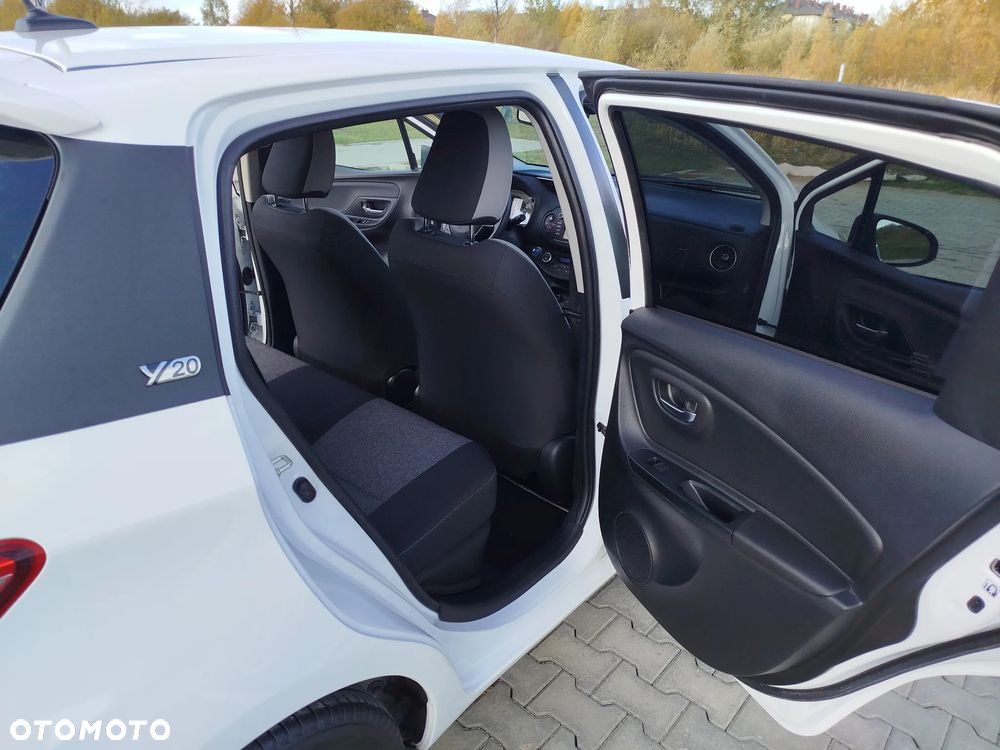 Toyota Yaris Hybrid 1.5 VVT-i Y20 Club - 20