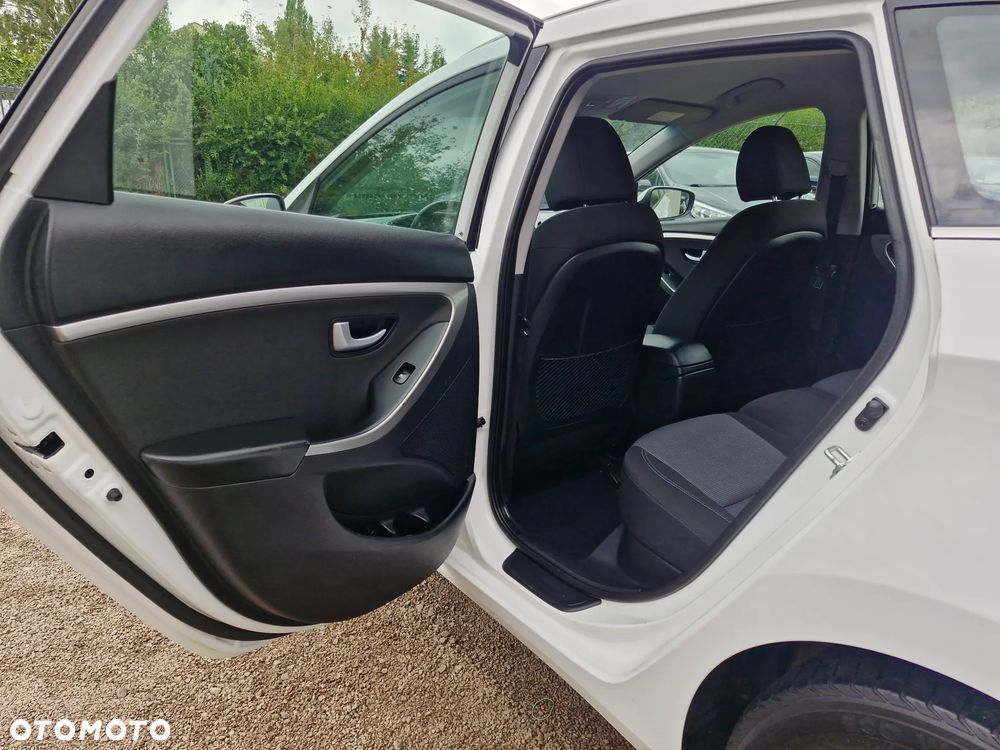 Hyundai i30 1.4 Comfort - 9