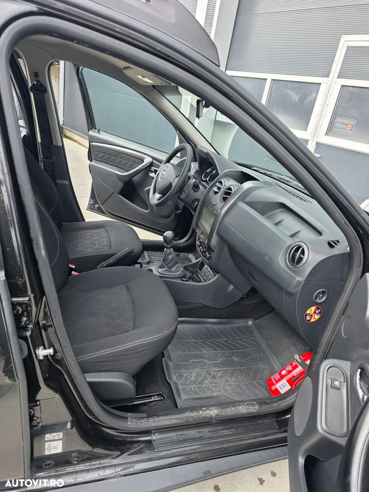 Dacia Duster dCi 90 FAP 4x2 Ambiance - 12