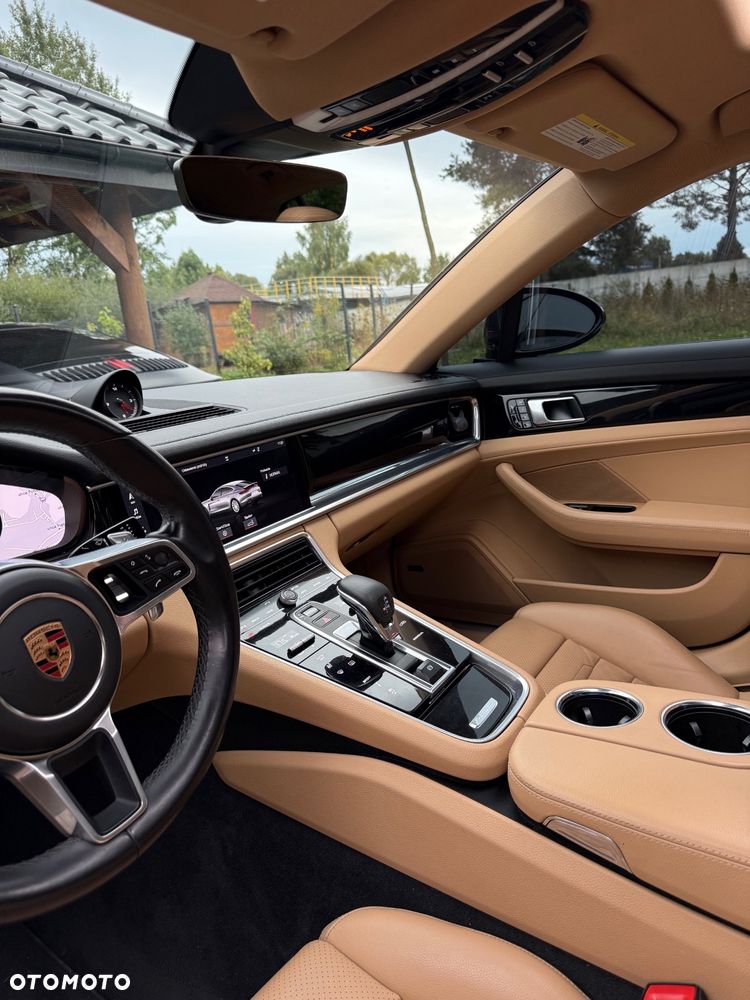 Porsche Panamera Standard - 19