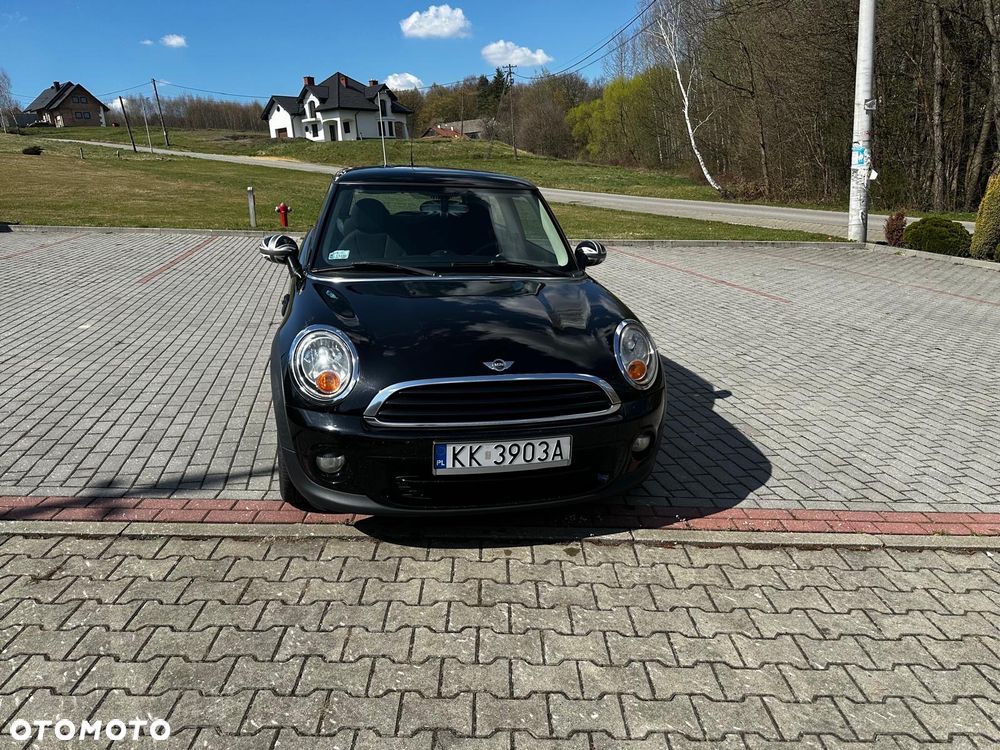 MINI ONE D - 9