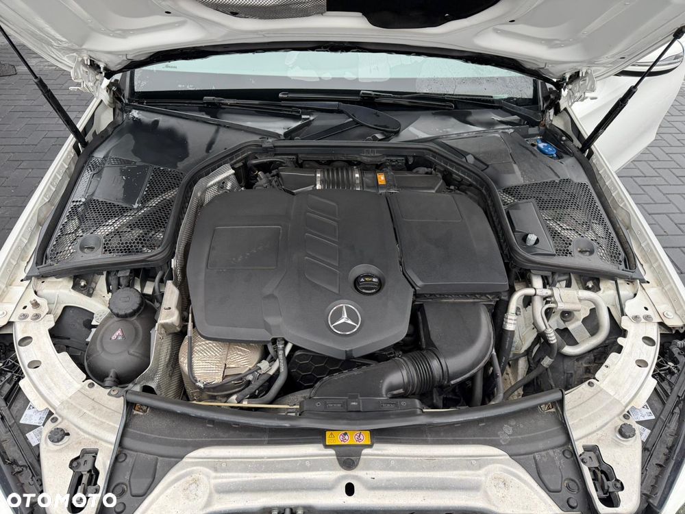 Mercedes-Benz Klasa C 220 d 9G-TRONIC - 20