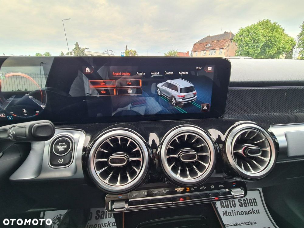 Mercedes-Benz GLB 200 d AMG Line 8G-DCT - 17