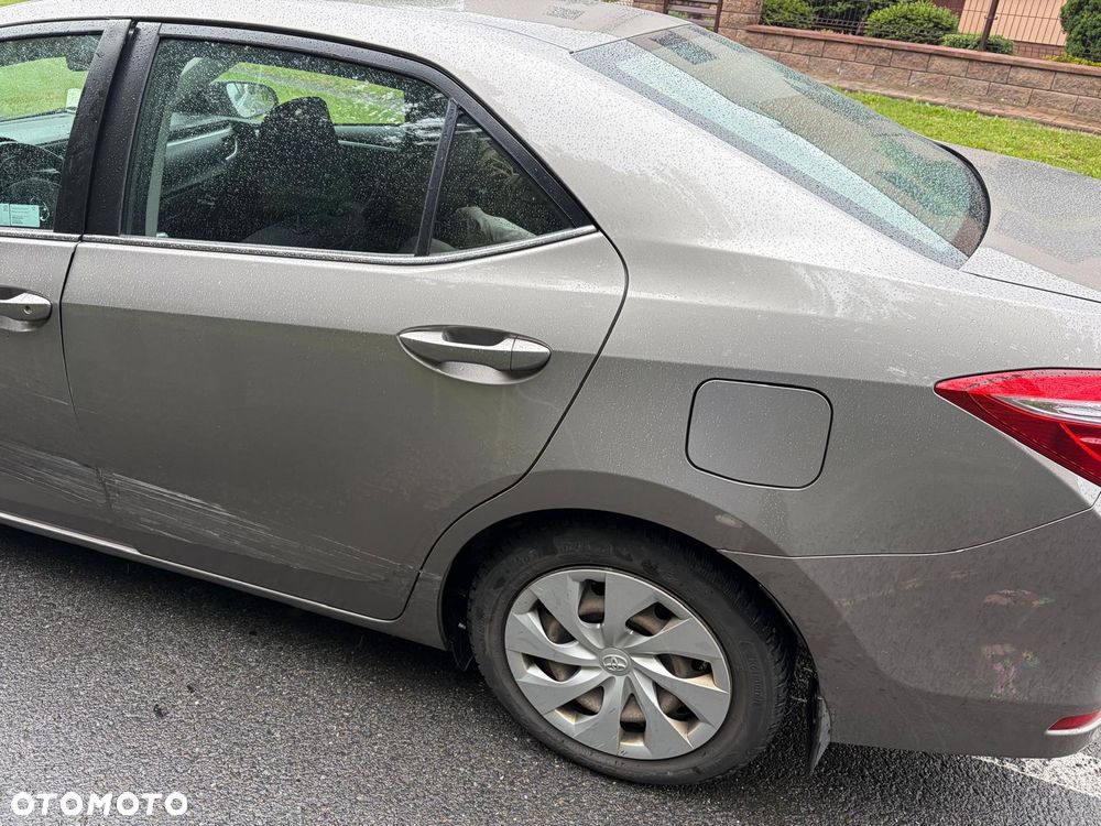 Toyota Corolla 1.4 D-4D Premium EU6 - 14