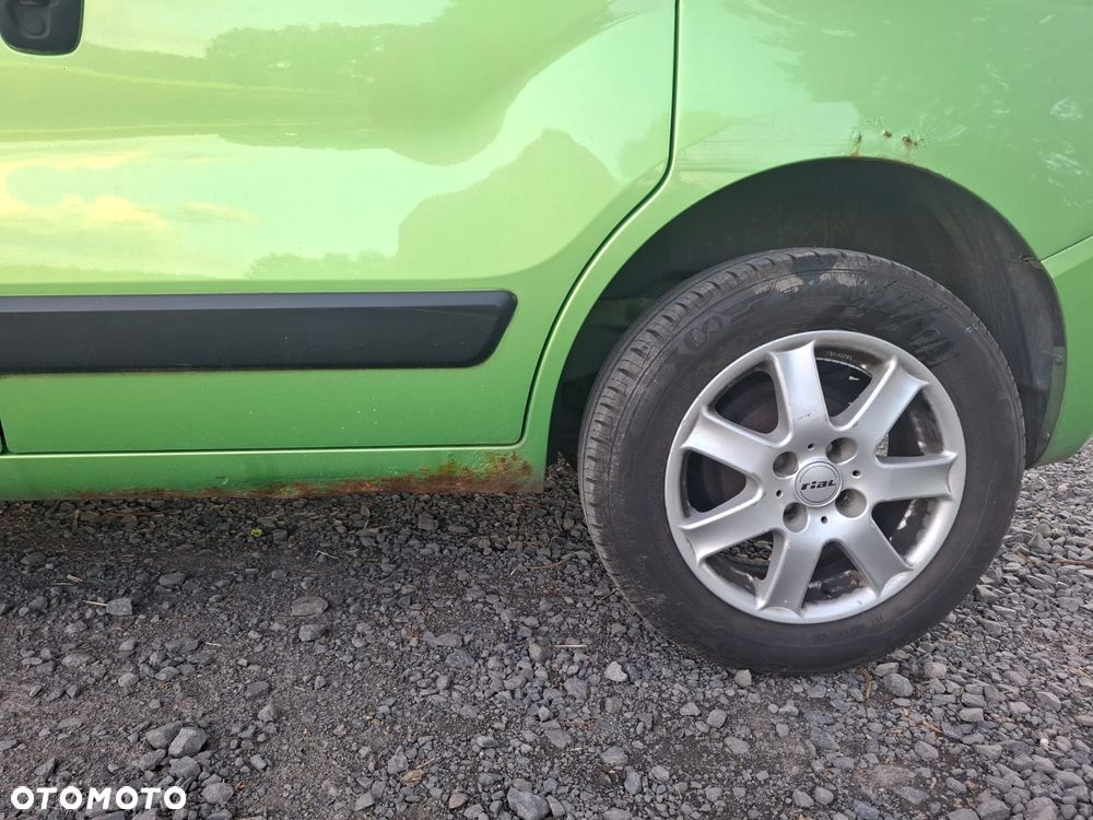 Fiat Fiorino Kombi 8V Elegant - 8
