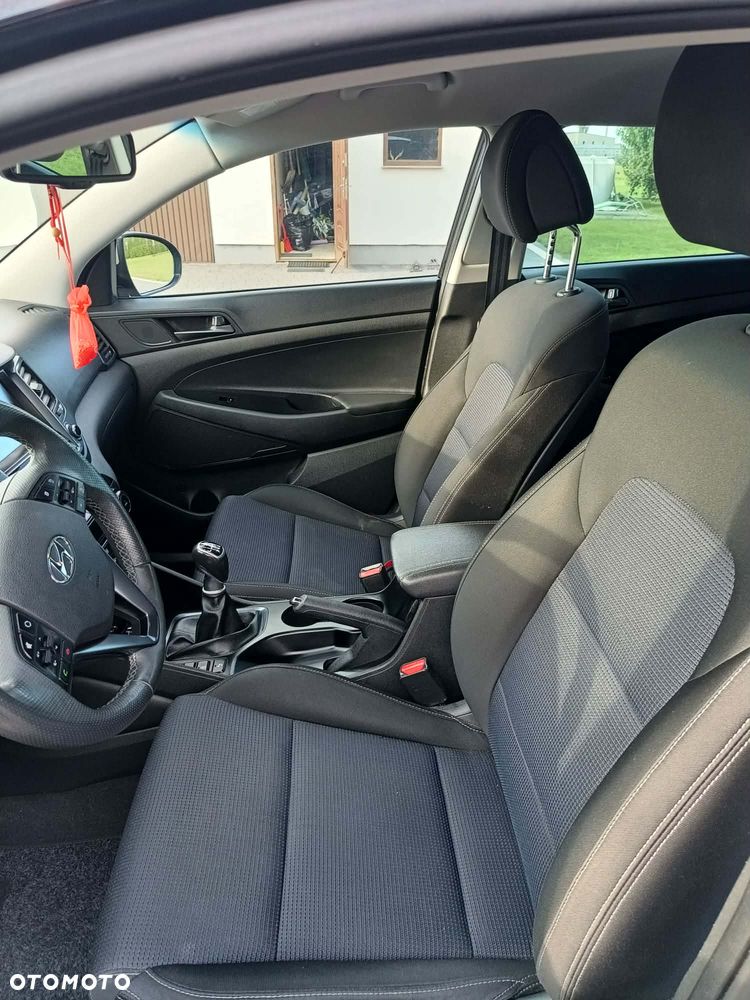 Hyundai Tucson 1.6 GDi Comfort 2WD - 24